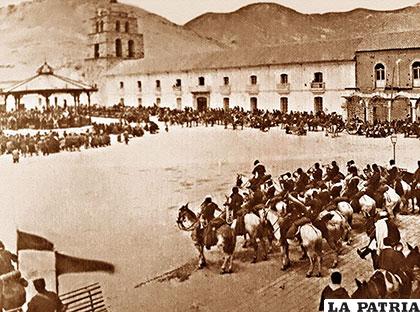 La plaza Mayor fue uno de los escenarios de la gran rebelión de febrero /ARTURO SOLIZ CHAVARRÍA