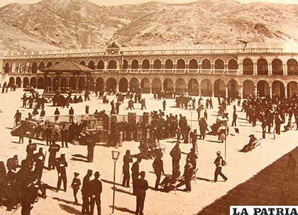 PLAZA PRINCIPAL DE ORURO, PRINCIPIOS SIGLO XX