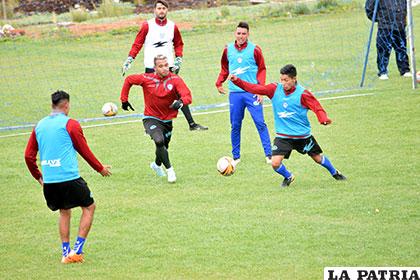 La plantilla de jugadores de San José, volverá hoy a los entrenamientos