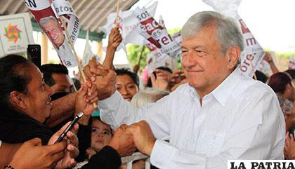 Andrés Manuel López Obrador es el favorito según encuestas