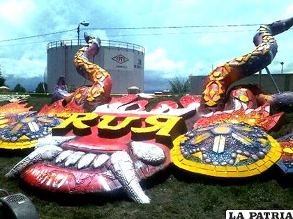La alegoría del Carnaval que se encuentra en la avenida Tomás Barrón