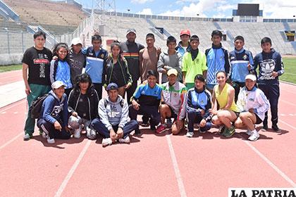 Atletas orureños se alistan para el nacional de Milla y Marcha