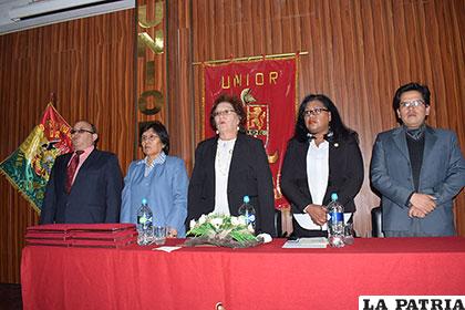 Unior rindió homenaje a Oruro por su gesta libertaria