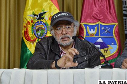 Sergio Sanjinés ya se encuentra en Oruro