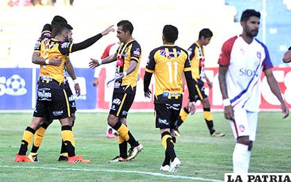 Maximiliano Ortiz anotó do goles para el triunfo de los 