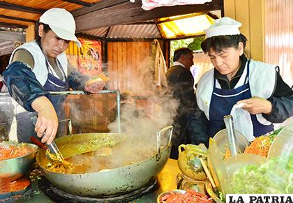 Feria Gastronómica mostrará las delicias de Oruro /LA PATRIA /Reynaldo Bellota