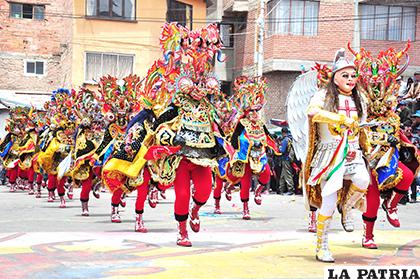 Comité de Etnografía pide respeto a la originalidad del Carnaval de Oruro /LA PATRIA /ARCHIVO