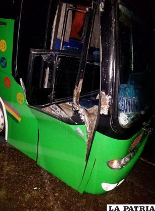 El bus con daños materiales de consideración / LA PATRIA