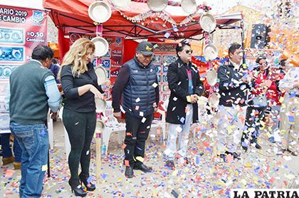 Autoridades en la inauguración del Mini Calvario / LA PATRIA/Johan Romero