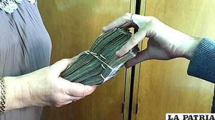 La víctima entregó dinero a cambio de las supuestas pepitas de oro /Foto ilustrativa-El Comodorense