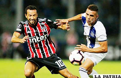 La acción del cotejo en el cual Talleres superó al Sao Paulo 2-0 /conmebol.com