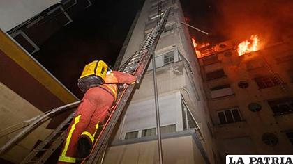 Era conocida en el inmueble incendiado por su adicción al alcohol / ELDIARIO.ES