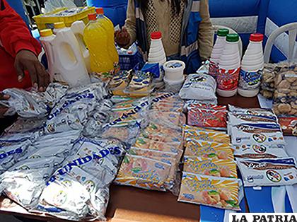 Varios de los productos que serán entregados en el desayuno escolar /LACTEOSBOL
