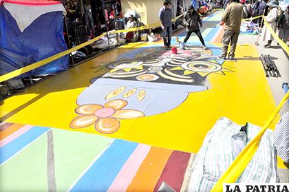 Artistas pintan la ruta del Carnaval de Oruro /LA PATRIA/Archivo