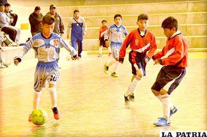 El campeonato de futsal Menores vuelve a escena el fin de semana/ archivo LA PATRIA