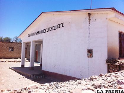 Unidad Educativa Carlos Medinaceli, construida frente a la casa solariega de Carlos Medinaceli en Chequelte /Ximena Soruco y Alba María Paz Soldán