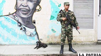 Los uniformados en Colombia están alertas, debido al asesinato de dos policías / Diario El Río