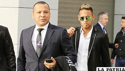 Neymar junior junto a su padre da Silva dos Santos/MUNDO DEPORTIVO