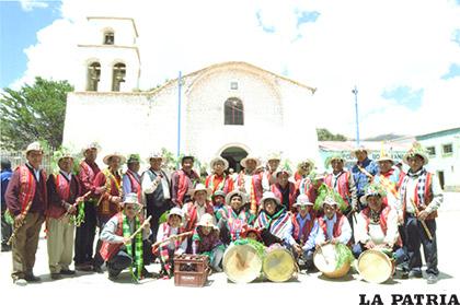Participantes del primer Festival de la Pinkillada