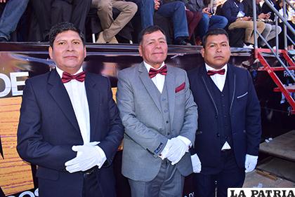 Los tres directores del XVIII Festival de Bandas / LA PATRIA/Reynaldo Bellota