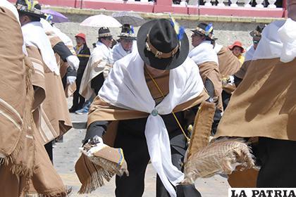 Bailarines se convertirán en custodios de un patrimonio cultural/ LA PATRIA 