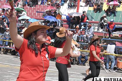 El buen clima acompañó a los Waca Waca San Agustín - Derecho / LA PATRIA