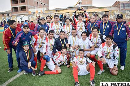 El plantel de Catco jugará el Nacional de Clubes Campeones /LA PATRIA /ARCHIVO