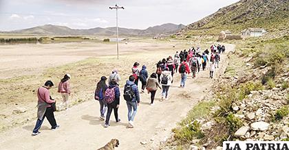 Jóvenes guías de turismo llegaron hasta Chusaqueri /Gad-Oru/Hugo Canchari
