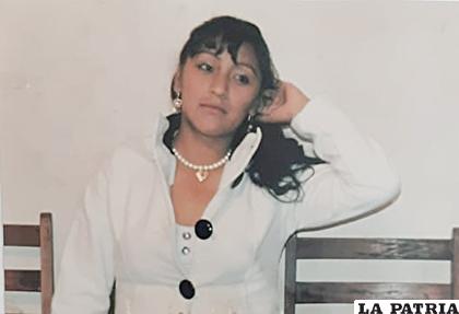Helen Martínez Yucra, la joven de 20 años /LA PATRIA