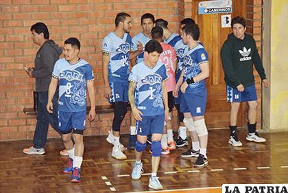 CAN tiene la premisa de pelear por el título del torneo 
/Reynaldo Bellota /LA PATRIA
