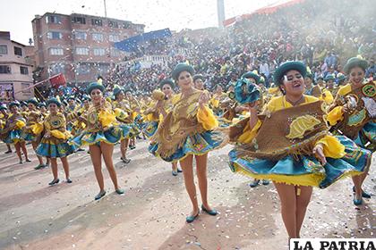 Las calles fueron escenario para quienes visitaron esta gran ciudad durante el carnaval 
/LA PATRIA /ARCHIVO

