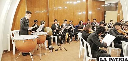 Juventud en la Orquesta Sinfónica de Oruro /GAMO /Pamela Huanca