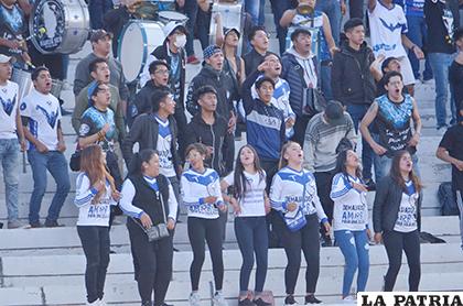 La hinchada de San José no pierde la esperanza
/Reynaldo Bellota /LA PATRIA
