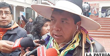 Pedro Llanque, dirigente de la Fsutco, confía en el voto a favor del MAS /LA PATRIA
