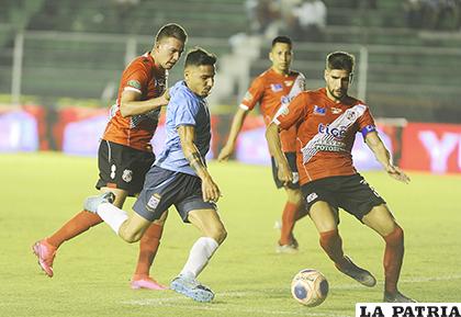 La gente de Nacional no pudo aguantar permitiendo la remontada de Blooming / APG