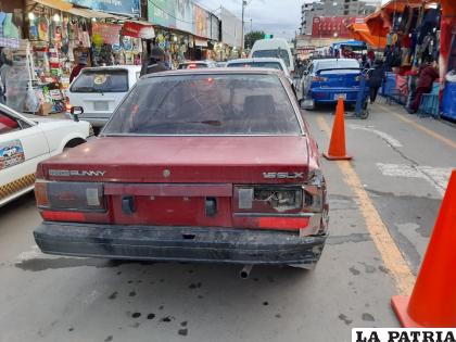 El automóvil fue impactado en la parte trasera por el otro vehículo /LA PATRIA