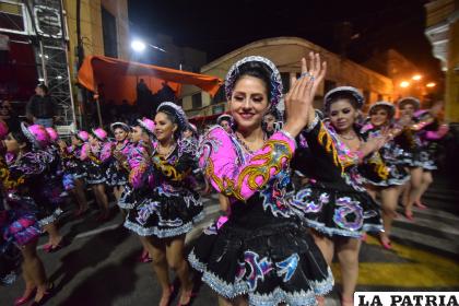 Los caporales y la alegría de sus integrantes