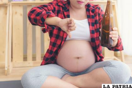 La mujer con 44 semanas de gestación, eligió el alcohol antes que ir a su parto /RR.SS.