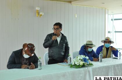 Vedia, señaló que se debe trabajar en un Oruro que pueda ser autosostenible /LA PATRIA
