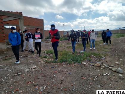 Los jugadores tuvieron que retirarse del lugar sin entrenar /David Choqueticlla
