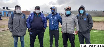 Los auxiliares esperan que se les pague hasta el jueves /LA PATRIA