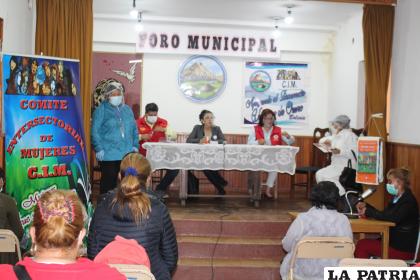 Candidatos participan del “Foro Electoral Municipal” /LA PATRIA