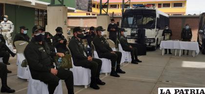Autoridades policiales en el acto de aniversario de la UTOP  /LA PATRIA