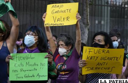 Grupos feministas protestan contra lo que llaman un gabinete “machista” y corrupto del presidente de Perú, Pedro Castillo /AP Foto /Martin Mejia