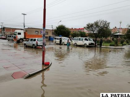 Las precipitaciones pluviales, tormentas eléctricas, y cielos nubosos continuarán 
/LA PATRIA