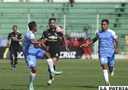 Triplete de Bruno Savio para el triunfo de Bolívar frente a Blooming /APG