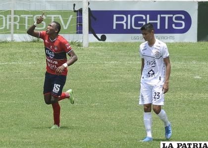 Marco Vásquez fue el autor del único gol del partido /APG