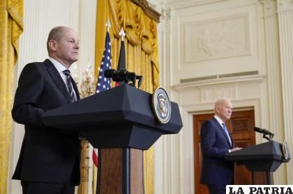 El presidente de EE.UU. Joe Biden y el canciller alemán Olaf Scholz /AP Foto/Alex Brandon