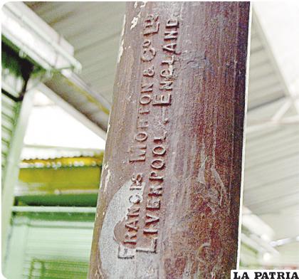 Una de las columnas importadas de Inglaterra / LA PATRIA