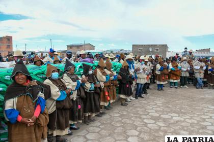 Tienen una serie de necesidades a causa del desastre vivido por las lluvias /MIN DEFENSA